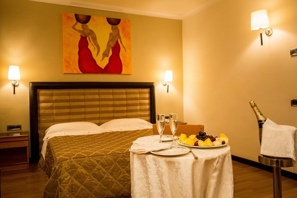 Hotel Ares Pontinia Rom bilde